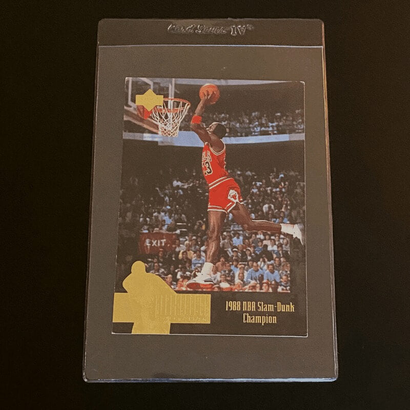 Cardboard Gold Card Saver 4 Semi-Rigid Holders (50ct)