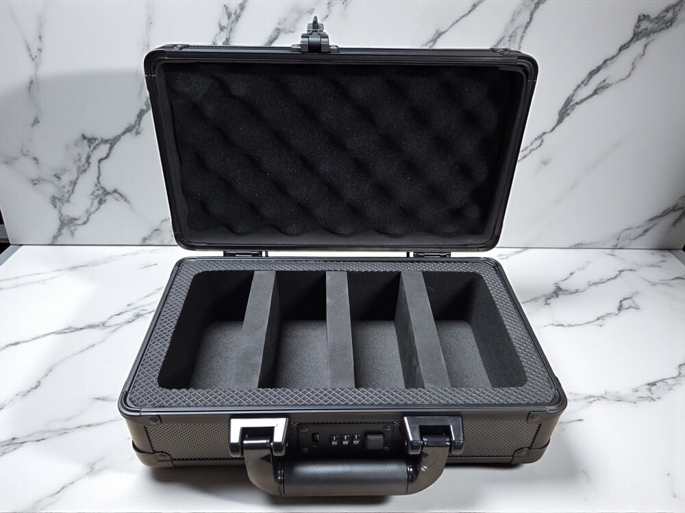 Guardian: 1-Row Graded Card Aluminum Storage Case (Black Diamond Pattern)